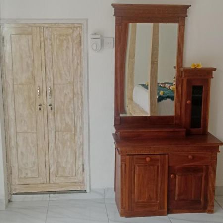 Beten Enjung Home Stay&Waroeng Amed Kültér fotó
