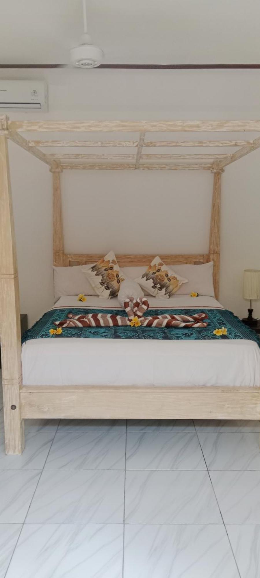 Beten Enjung Home Stay&Waroeng Amed Kültér fotó