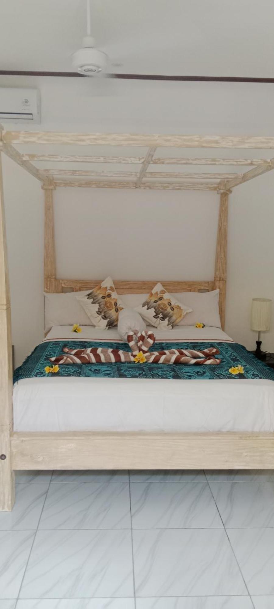 Beten Enjung Home Stay&Waroeng Amed Kültér fotó