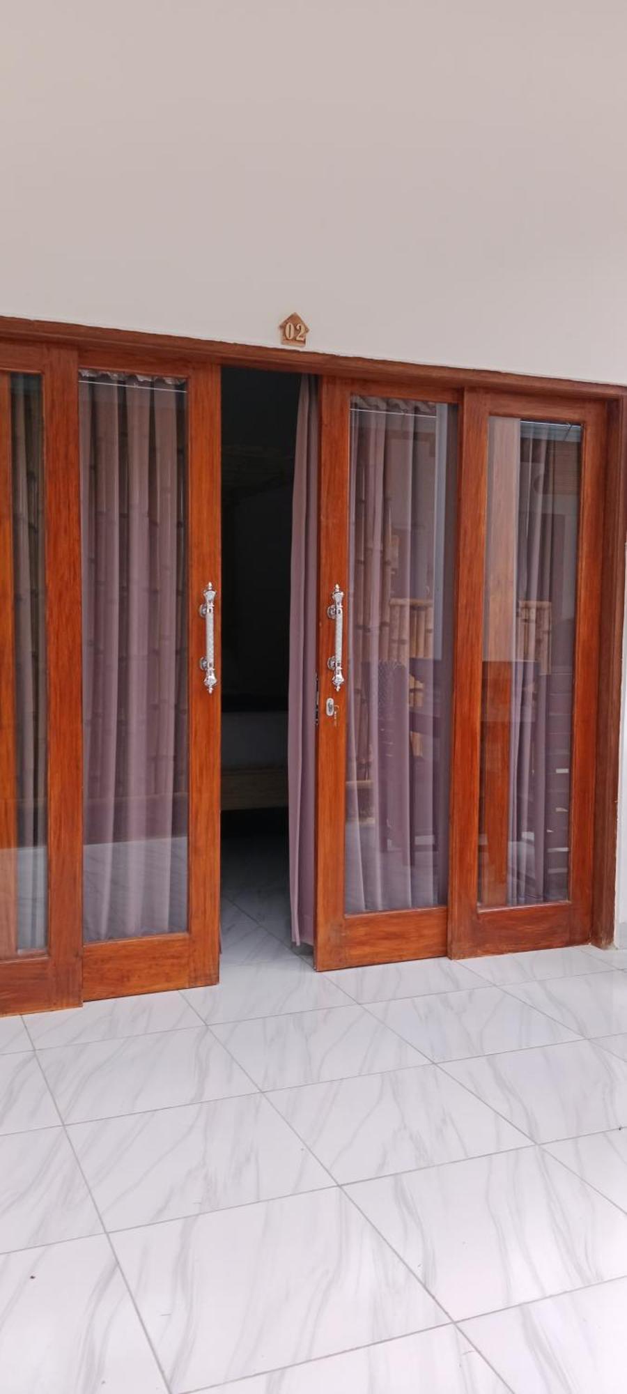 Beten Enjung Home Stay&Waroeng Amed Kültér fotó