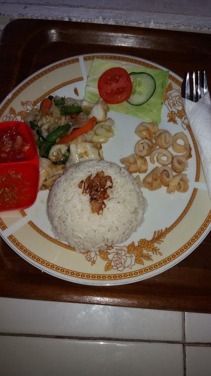 Beten Enjung Home Stay&Waroeng Amed Kültér fotó