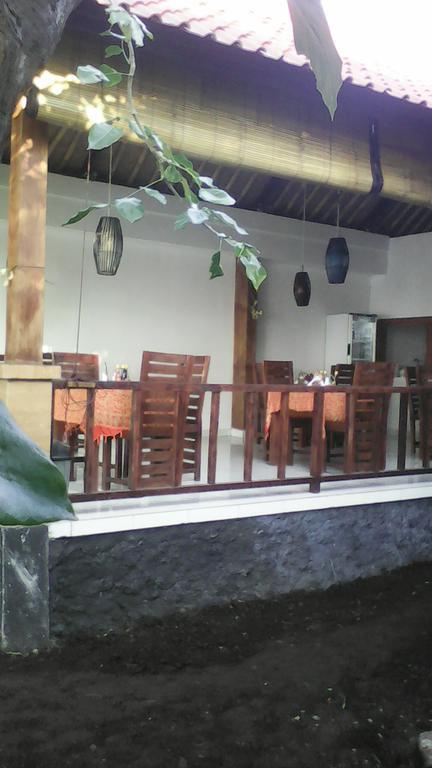 Beten Enjung Home Stay&Waroeng Amed Kültér fotó